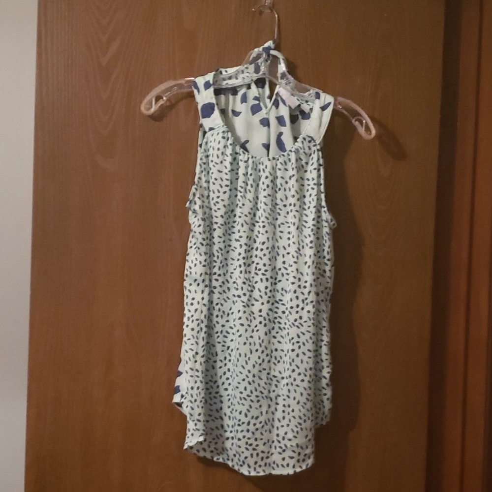 Cute NY&Co top